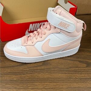 Nike‎ Court Borough Mid Girls Pink and White High Top Sneakers, size 6.5